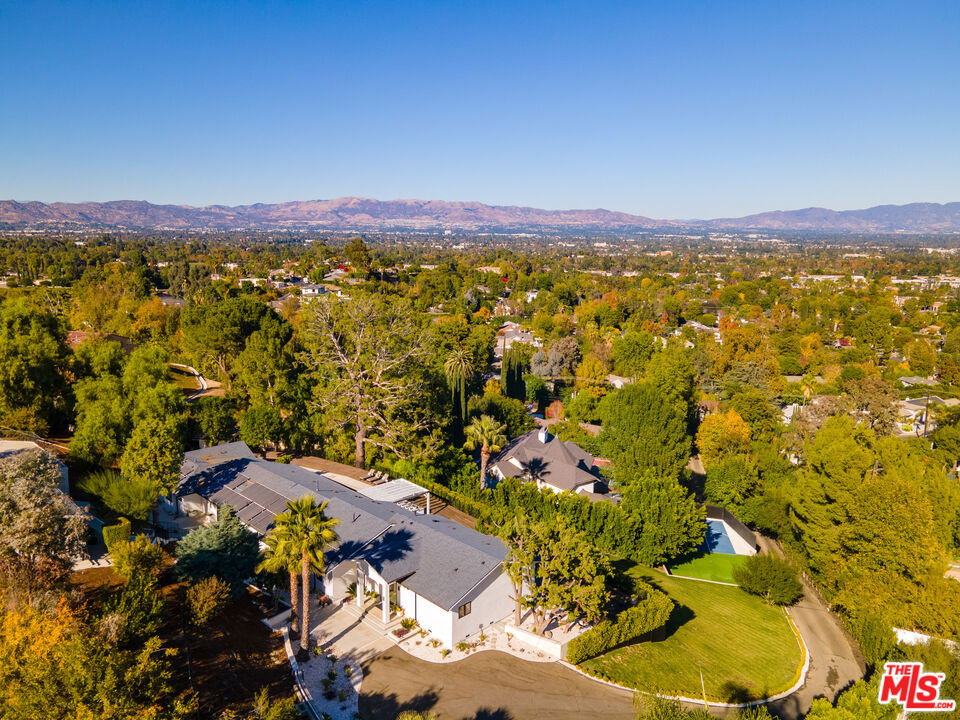 19536 Wells Drive