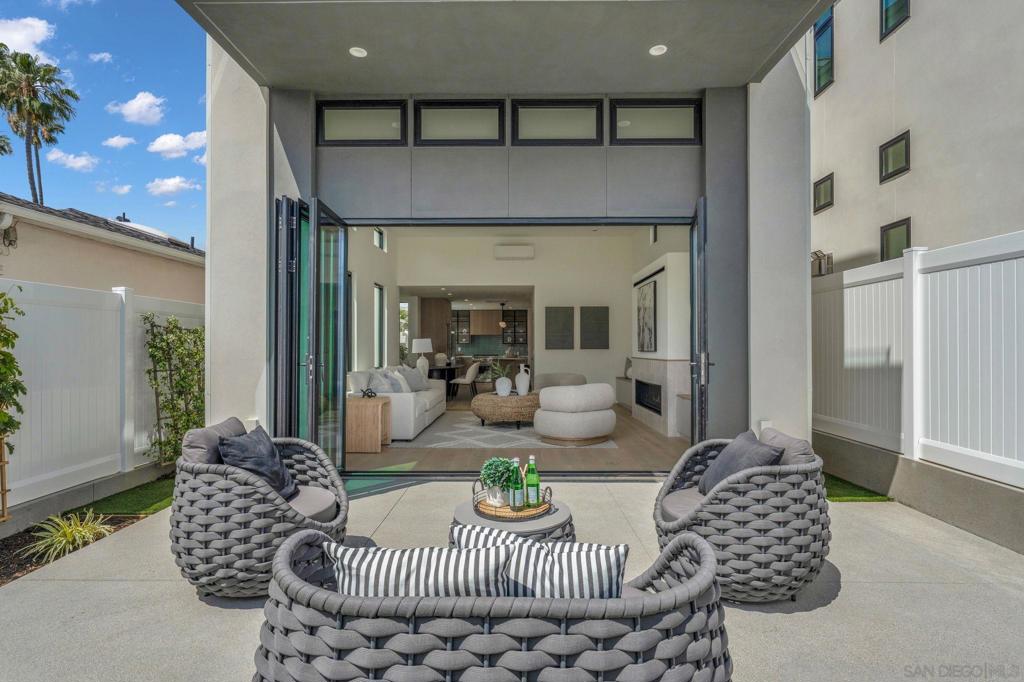 1073 Opal Street - photo 13