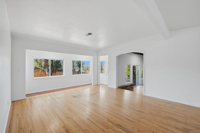 Detail Gallery Image 2 of 28 For 12307 Lemon Crest Dr, Lakeside,  CA 92040 - 3 Beds | 2 Baths