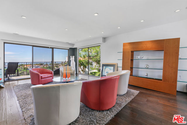 29 Ocean Crest Court, Rancho Palos Verdes, California 90275, 2 Bedrooms Bedrooms, ,3 BathroomsBathrooms,Residential,Sold,Ocean Crest,26660539