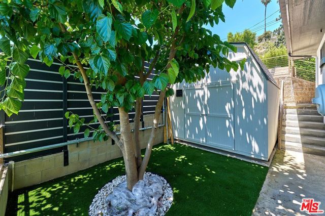 3001 Cloudcrest Road, La Crescenta CA: https://media.crmls.org/mediaz/8a55f338-b3db-42f9-a387-2ed5d595cba3.jpg