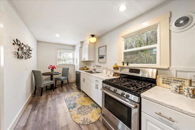 799 Grace Street, Monterey CA: https://media.crmls.org/mediaz/8a563ab5-bc48-4b9c-b7df-a180361b4a25.jpg