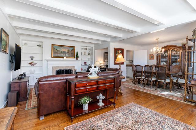 523 Maple Street, San Mateo CA: https://media.crmls.org/mediaz/8a56bdde-08c1-4c87-a27f-5f5b08ba63df.jpg