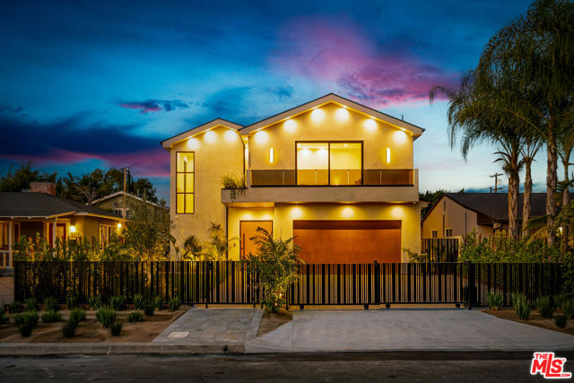 12307 Collins Street photo 2