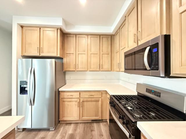 445 N Capitol Avenue, San Jose CA: https://media.crmls.org/mediaz/8a58bd8a-15ed-4db2-82c7-b25c95359883.jpg