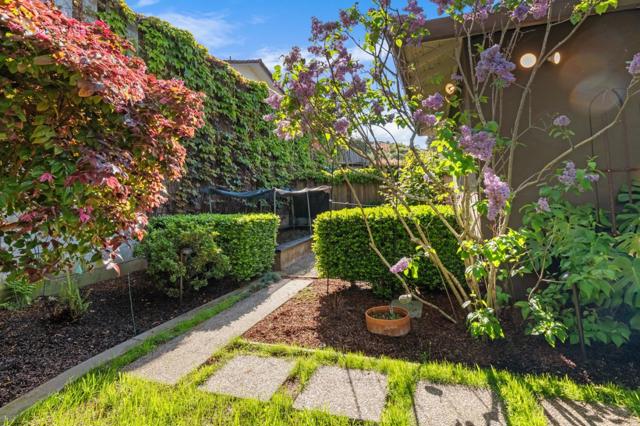 2606 Martinez Drive, Burlingame CA: https://media.crmls.org/mediaz/8a58dc3b-e648-42c9-975e-f728cb4601a0.jpg