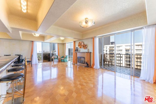 2170 Century Parkway, Los Angeles, California 90067, 2 Bedrooms Bedrooms, ,2 BathroomsBathrooms,Condominium,For Sale,Century,24414709