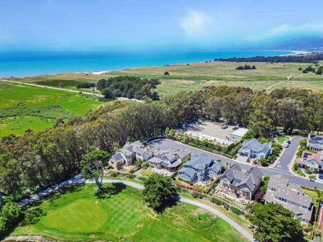 121 Carnoustie Drive, Half Moon Bay CA: https://media.crmls.org/mediaz/8a5a3c7e-9483-4741-a4f1-fdec1bdcc6e2.jpg