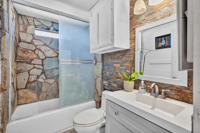 4 Bed Home for Sale in Mountain Center, California