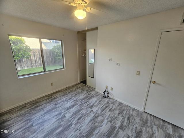 11643 Luanda Street, Lakeview Terrace CA: https://media.crmls.org/mediaz/8a5aa3ee-1e25-47c4-a784-8e429c32a834.jpg