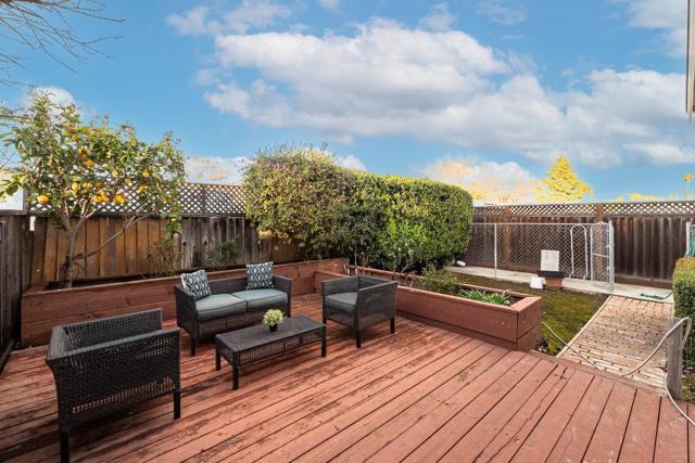 51 Mill Stone Lane, San Jose CA: https://media.crmls.org/mediaz/8a5b0d60-30ee-47cb-92d8-fbe001eec298.jpg