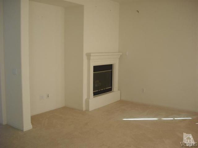 Detail Gallery Image 6 of 6 For 191 Morning Breeze Ln, Port Hueneme,  CA 93041 - 4 Beds | 2/1 Baths
