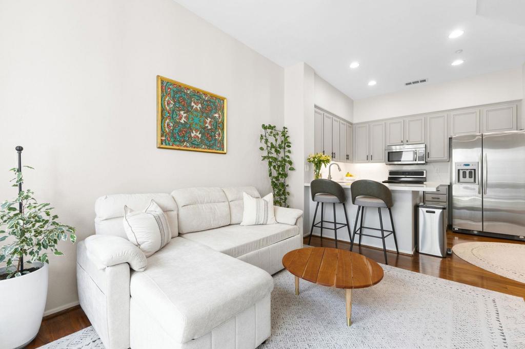 403 Almond Rd - photo 3