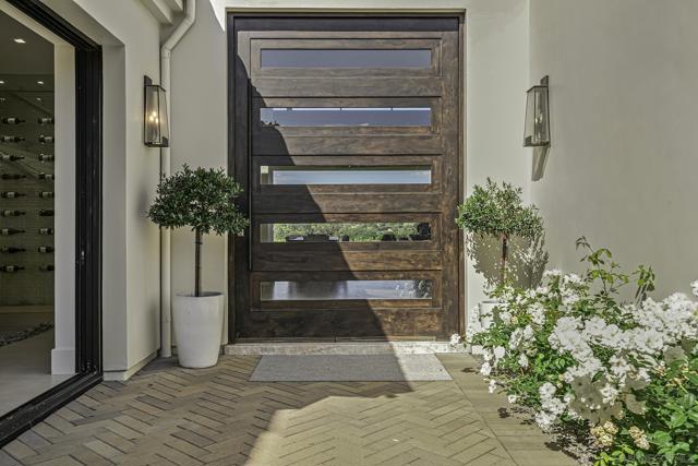 Image 14 of 52 For 5516 La Crescenta