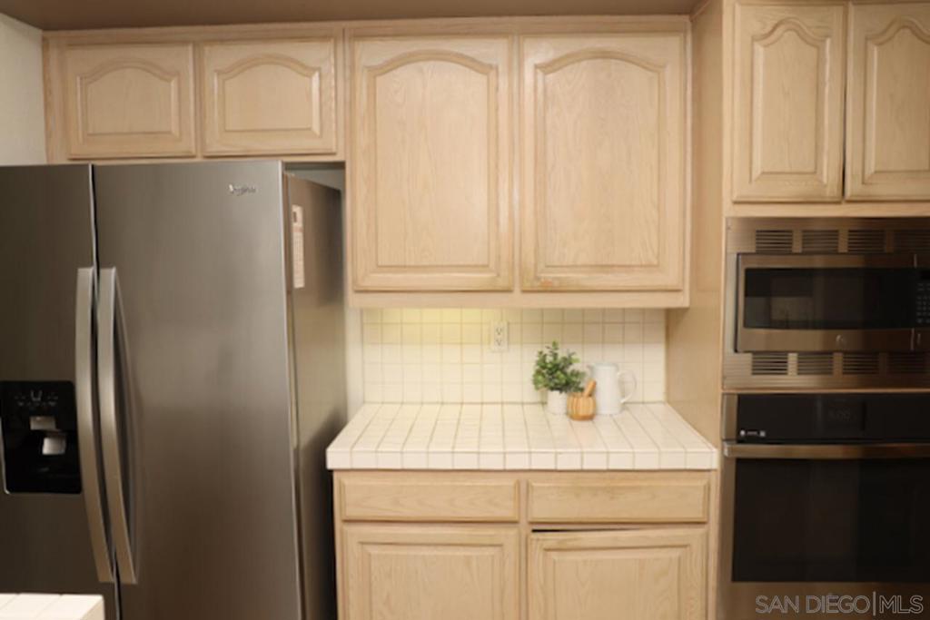 2862 Torrey Pines Rd - photo 15