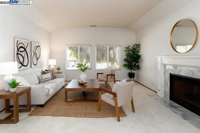 41366 Charlita Ct, Fremont CA: https://media.crmls.org/mediaz/8a5cddb2-d249-417e-b4d2-e966280f800e.jpg