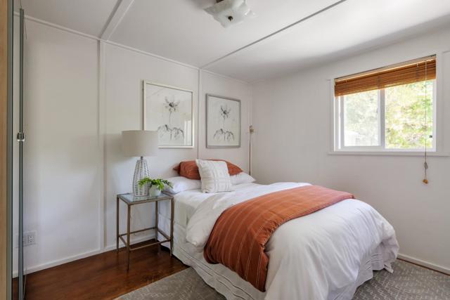 3160 Louis Road, Palo Alto CA: https://media.crmls.org/mediaz/8a5d9219-e34e-42dc-94fd-7950158e6882.jpg