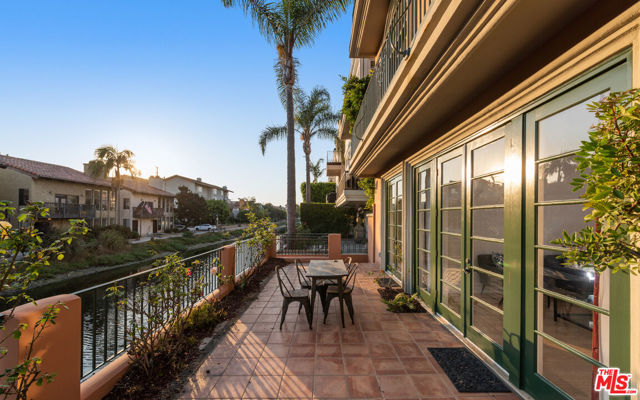 3815 Via Dolce, Marina del Rey, California 90292, 4 Bedrooms Bedrooms, ,4 BathroomsBathrooms,Single Family Residence,For Sale,Via Dolce,24413873