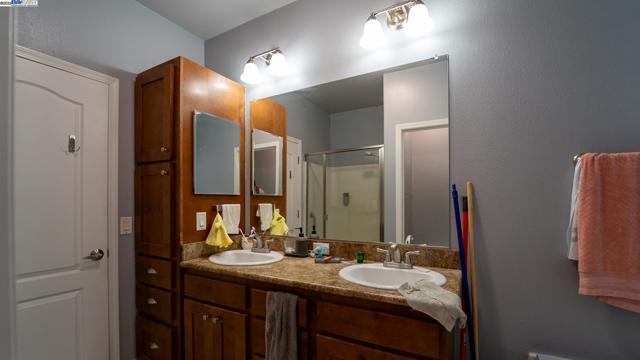 460 Pinefield, San Jose CA: https://media.crmls.org/mediaz/8a5ffd3b-6ca1-4d9b-8dce-6d8b24ea9508.jpg