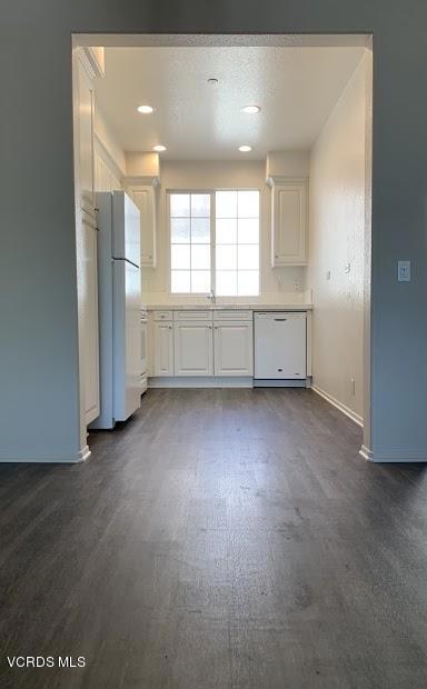 Detail Gallery Image 13 of 35 For 79 Palm Dr, Camarillo,  CA 93010 - 3 Beds | 3 Baths