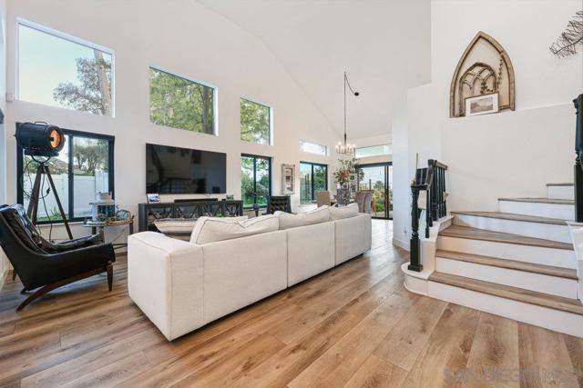 366 Doheny Bay Court, Oceanside CA: https://media.crmls.org/mediaz/8a61092a-fbc9-4512-ba7f-3d490ae74bec.jpg