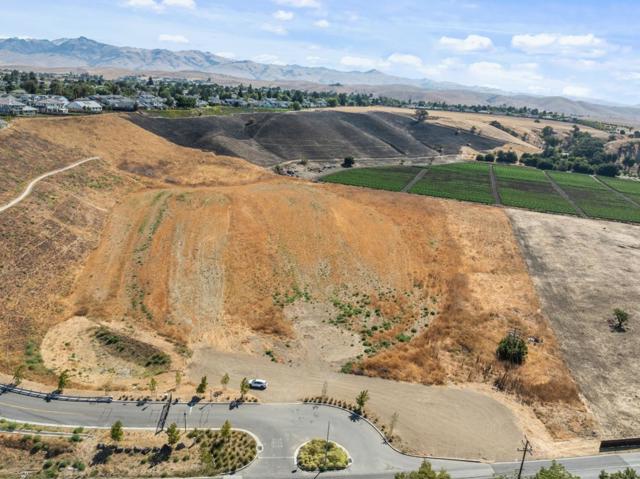 4821 Southside Road, Hollister CA: https://media.crmls.org/mediaz/8a624118-9d20-4296-80b8-6a530ae4c0ce.jpg