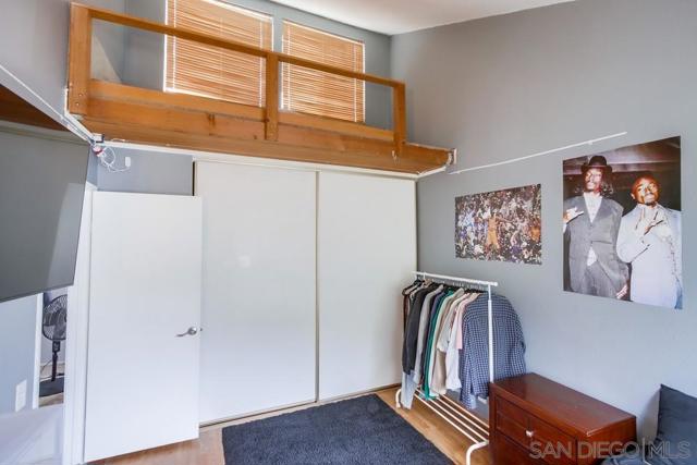 10565 Caminito Basswood, San Diego CA: https://media.crmls.org/mediaz/8a62ff4a-ebbd-464b-bf4e-4457887cfd05.jpg