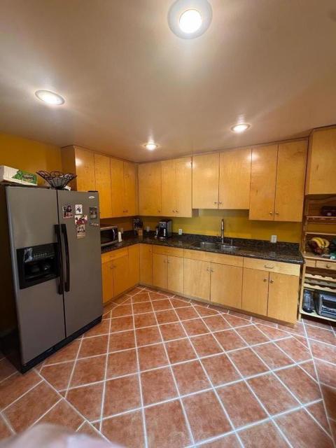 239 Miriam Street, Daly City CA: https://media.crmls.org/mediaz/8a63b16a-1fe3-4a65-93f4-8edc0face8e0.jpg
