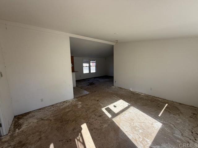 21626 Mary Street, Perris CA: https://media.crmls.org/mediaz/8a63ec95-6622-47c1-a4ff-92945450d405.jpg