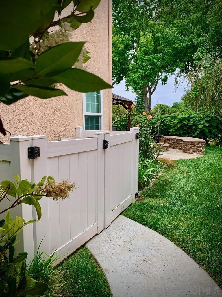 MLS #250040240SD image #33