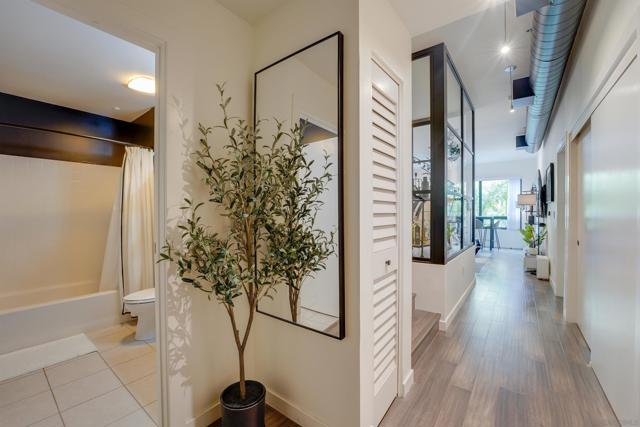 889 Date St, San Diego CA: https://media.crmls.org/mediaz/8a65e6fc-47ce-450a-a80b-1151c0e5804d.jpg