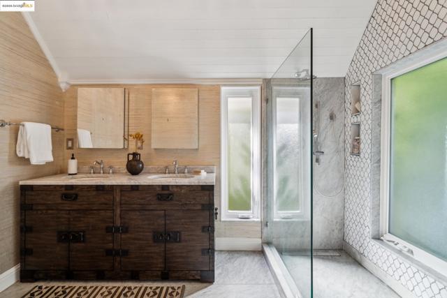 1143 Keith Ave, Berkeley CA: https://media.crmls.org/mediaz/8a6686d8-109d-4f53-b9f1-a820f6c48871.jpg