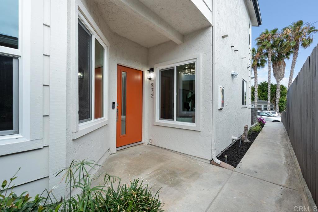 972 Sapphire Street - photo 5