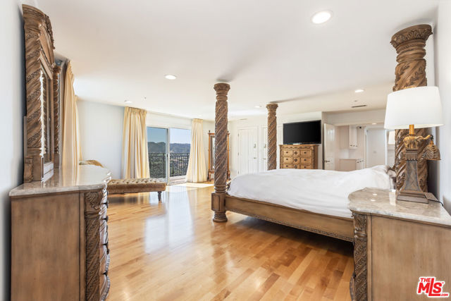 1957 Linda Flora Drive, Los Angeles CA: https://media.crmls.org/mediaz/8a66fd11-9685-4e87-aa2b-6a346b868740.jpg
