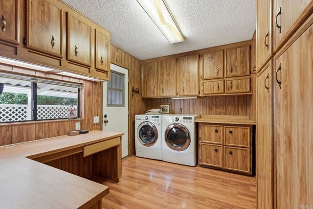 Detail Gallery Image 8 of 40 For 18218 Paradise Mountain Rd Spc 176 #LOT 176,  Valley Center,  CA 92082 - 2 Beds | 2 Baths