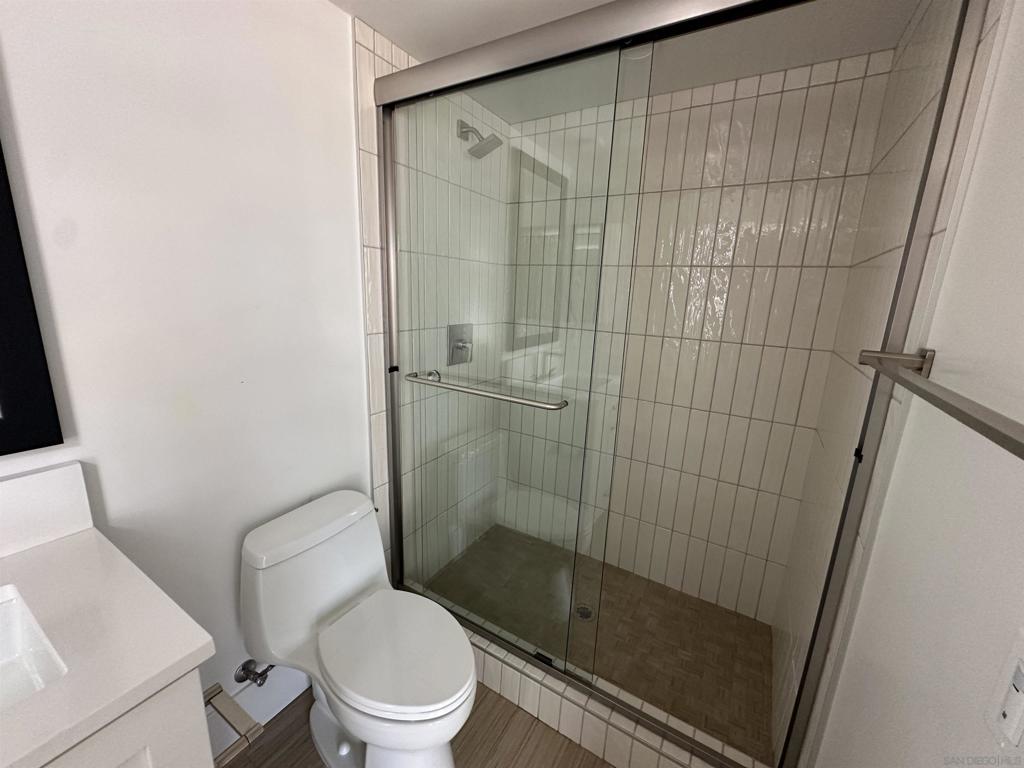 https://media.crmls.org/mediaz/8a6867cf-052d-4c42-8723-8d35c060eaad.jpg?preset=X-Large