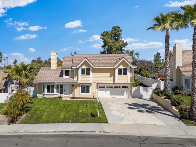 41910 Humber Drive, Temecula CA: https://media.crmls.org/mediaz/8a68d220-87b9-4907-966f-264fe54fc672.jpg