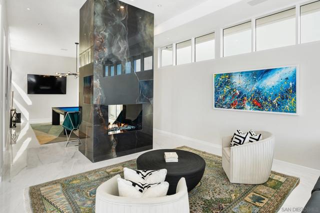 1 The Point, Coronado CA: https://media.crmls.org/mediaz/8a69376c-c104-4726-b5a6-693b9cb598aa.jpg