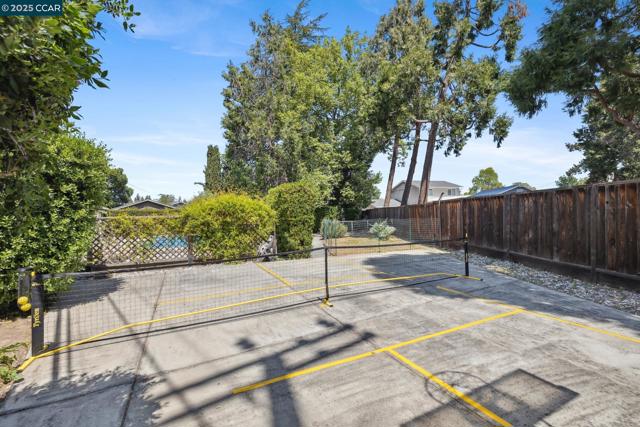 Image 39 of 60 For 3044 Santa Maria Dr