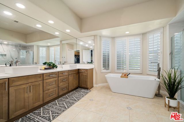 8 Dickens Court, Rancho Mirage, CA 92270