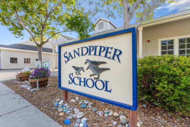 986 Governors Bay Drive, Redwood City CA: https://media.crmls.org/mediaz/8a6b5af9-8273-4ad6-b118-6367c5fe045d.jpg