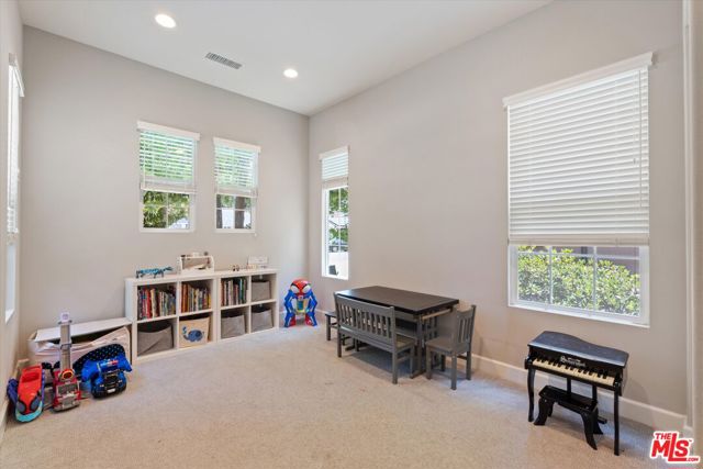 14624 Mccormick Street, Sherman Oaks CA: https://media.crmls.org/mediaz/8a6cbd65-62cc-4e0a-a1c6-a11d9412ee13.jpg