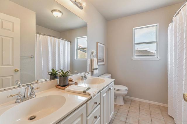 1770 Brentwood Court, Hollister CA: https://media.crmls.org/mediaz/8a6cc0e9-9d0b-4007-8120-57aaba1fdd7f.jpg