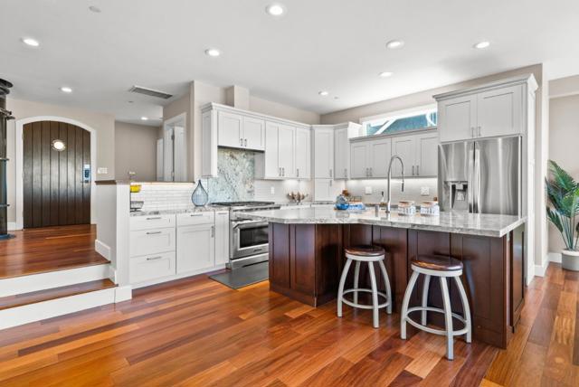2974 E Cliff Drive, Santa Cruz CA: https://media.crmls.org/mediaz/8a6d74e5-d4d3-4b8d-a5b3-57dcab9f2b6e.jpg