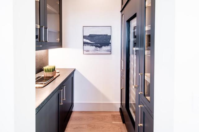 Image 14 of 59 For 8210 Manjares