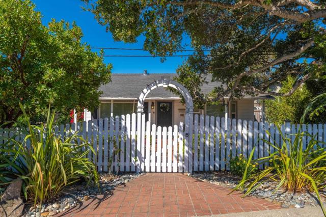 1 Serrano Way, Del Rey Oaks CA: https://media.crmls.org/mediaz/8a7034fc-5ad3-45ea-b045-a3d36eb24156.jpg