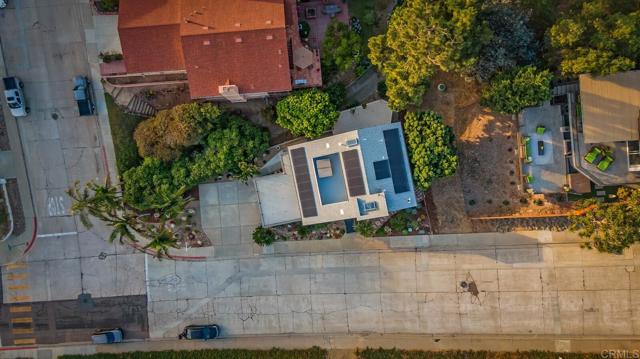 3526 TICONDEROGA Street, San Diego CA: https://media.crmls.org/mediaz/8a720d39-f78e-481f-9dd1-49cc20ca5070.jpg