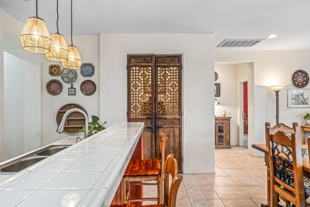 79756 Cassia Street, La Quinta CA: https://media.crmls.org/mediaz/8a726cb8-5424-4655-85a8-d4b1716e5dc5.jpg