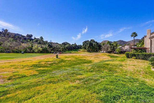 Detail Gallery Image 25 of 38 For 23653 Country Villa Rd, Ramona,  CA 92065 - 3 Beds | 2/1 Baths