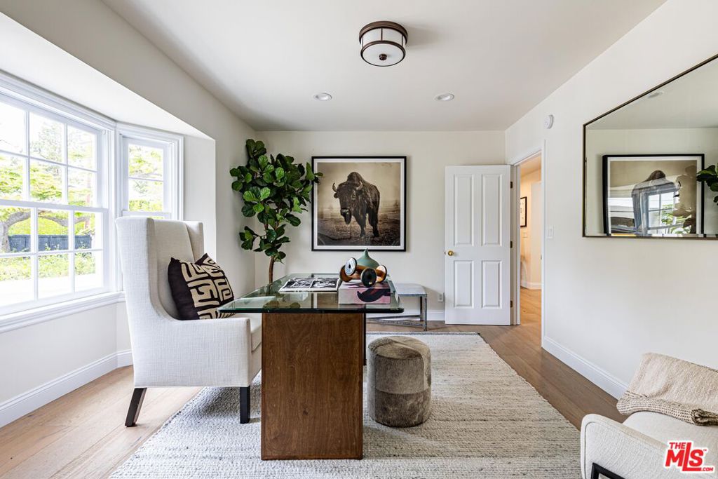 MLS #25528909 img 10